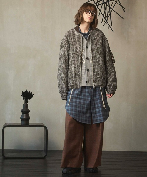 MAISON SPECIAL(メゾンスペシャル)の「《UNISEX》【Italian Dead Stock Fabric】Prime-Over MA-1 Bomber Jacket/プライムオーバーMA-1ボンバージャケット【MAISON SPECIAL/メゾンスペシャル】(MA-1・メンズ・ブラック/ダークネイビー/ベージュ/ネイビー/ブラウン/ダークブラック・2/1/0)」の9枚目の写真