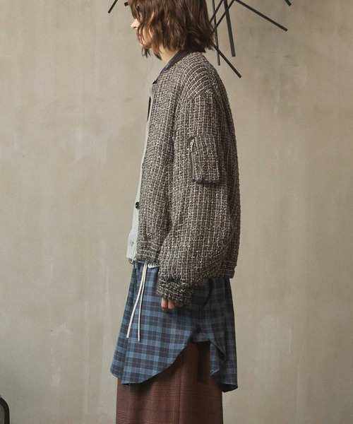 MAISON SPECIAL(メゾンスペシャル)の「《UNISEX》【Italian Dead Stock Fabric】Prime-Over MA-1 Bomber Jacket/プライムオーバーMA-1ボンバージャケット【MAISON SPECIAL/メゾンスペシャル】(MA-1・メンズ・ブラック/ダークネイビー/ベージュ/ネイビー/ブラウン/ダークブラック・2/1/0)」の8枚目の写真