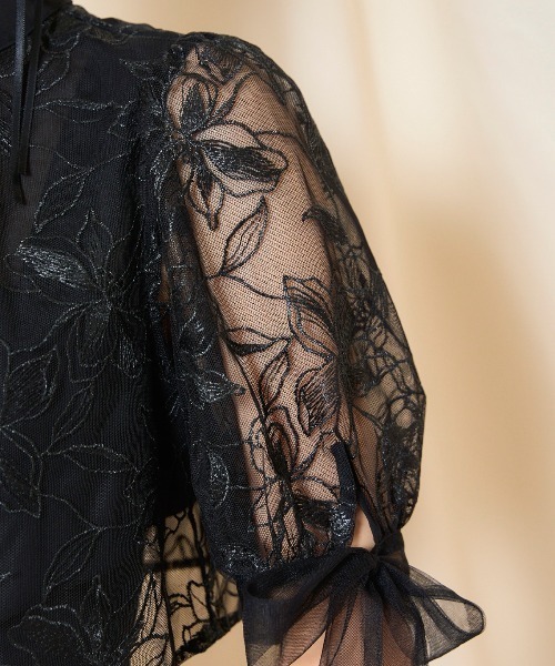 WILLSELECTION(ウィルセレクション)の「リボンスリーブブラウス(シャツ/ブラウス・レディース・ライトグレー/アイボリー/ブラック・FREE)」の13枚目の写真