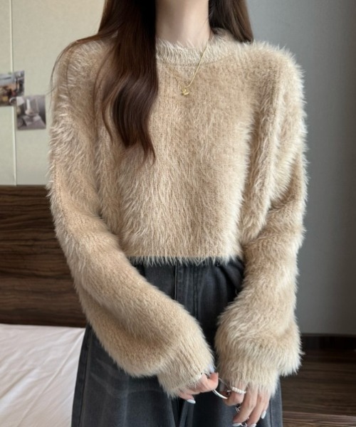 yuue' ( wear )(ユーイ)の「シャギーショートニットトップス(ニット/セーター・レディース・ブルー/ブラック/ベージュ/ホワイト・FREE)」の3枚目の写真