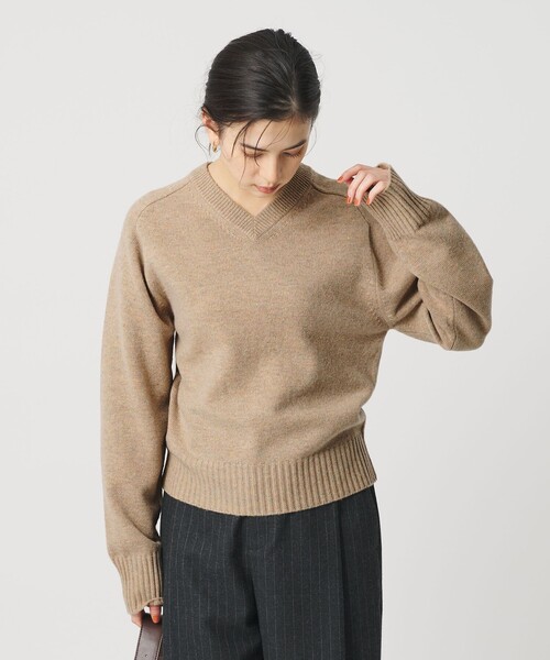 ウールナイロンブレンド Vネックニットプルオーバー（ニット