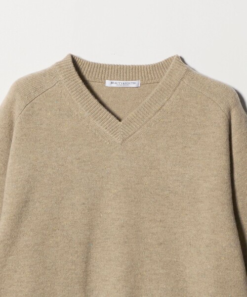 BEAUTY&YOUTH UNITED ARROWS（ビューティーアンドユースユナイテッドアローズ）の「ウールナイロンブレンド Vネックニットプルオーバー（ニット/セーター・レディース・ベージュ/ライトグレー・FREE）」の19枚目の写真