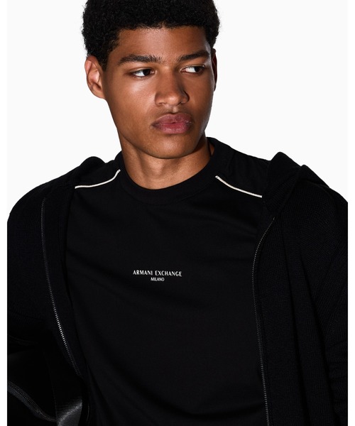 ARMANI EXCHANGE（アルマーニエクスチェンジ）の「【A|X アルマーニ エクスチェンジ】＜ZOZO限定＞AXロゴ コットンピケ 半袖トップス（Tシャツ/カットソー・メンズ・ストーン/ブラック・SMALL/MEDIUM/LARGE/XX-LARGE/X-SMALL/X-LARGE）」の8枚目の写真