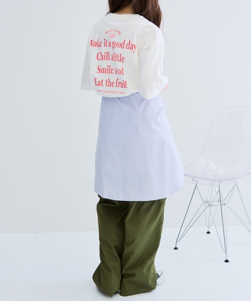 FRUIT OF THE LOOM(フルーツオブザルーム)の「【FRUIT OF THE LOOM】バックプリントシャツ 袖ワッペン(Tシャツ/カットソー・レディース・ホワイト/チャコールグレー/イエロー・L/M/S)」の12枚目の写真