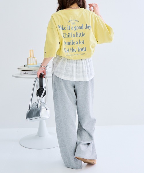FRUIT OF THE LOOM(フルーツオブザルーム)の「【FRUIT OF THE LOOM】バックプリントシャツ 袖ワッペン(Tシャツ/カットソー・レディース・ホワイト/チャコールグレー/イエロー・L/M/S)」の18枚目の写真