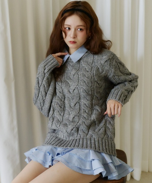 olu. 新作　ワンピース フリルレイヤードケーブルニット　オルドット フリルレイヤードケーブルニット（ニット/セーター）｜Olu