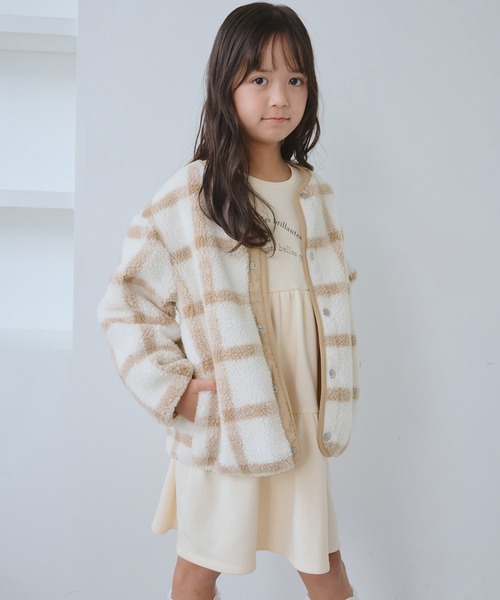 ROPE' PICNIC(ロペピクニック)の「【KIDS/キッズ】リバーシブルチェックボアブルゾン(ブルゾン・キッズ・ネイビー/ベージュ・S/M/L)」の4枚目の写真