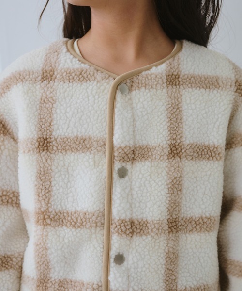 ROPE' PICNIC(ロペピクニック)の「【KIDS/キッズ】リバーシブルチェックボアブルゾン(ブルゾン・キッズ・ネイビー/ベージュ・S/M/L)」の21枚目の写真