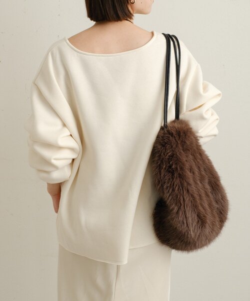 Omekashi（オメカシ）の「ルーズVネックスウェット（スウェット・レディース・アイボリー/ブラック/レッド/オフホワイト・FREE）」の10枚目の写真