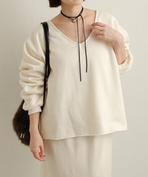 Omekashi（オメカシ）の「ルーズVネックスウェット（スウェット・レディース・アイボリー/ブラック/レッド/オフホワイト・FREE）」の12枚目の写真
