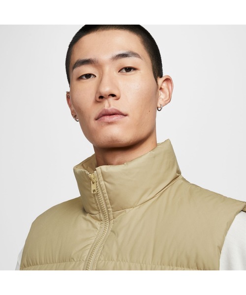 NIKE（ナイキ）の「ナイキ NIKE ナイキ TF クラブ パファー ベスト 65（ダウンジャケット/コート・メンズ・ブラック/ベージュ/ダークグレー・L/LL/3L/S/M）」の14枚目の写真