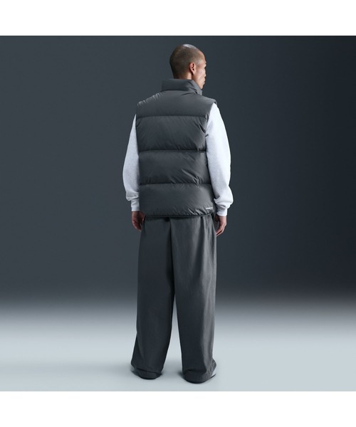 NIKE（ナイキ）の「ナイキ NIKE ナイキ TF クラブ パファー ベスト 65（ダウンジャケット/コート・メンズ・ブラック/ベージュ/ダークグレー・L/LL/3L/S/M）」の6枚目の写真