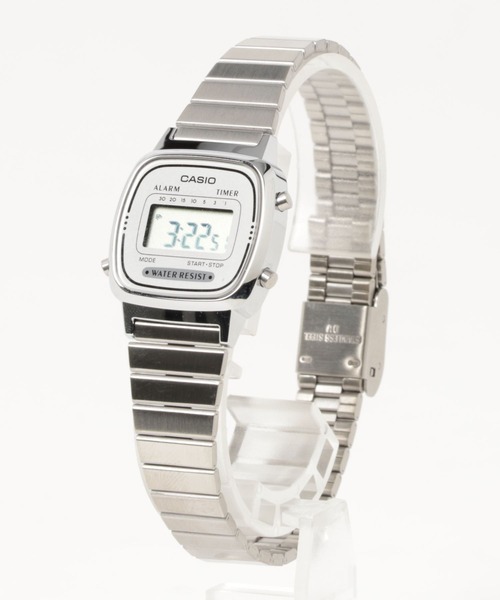 CASIO(カシオ)の「【RES】【CASIO(カシオ)】デジタルミニ 腕時計(デジタル腕時計・レディース・シルバー系その他2/ボルドー/シルバー系その他/シルバー・FREE)」の5枚目の写真