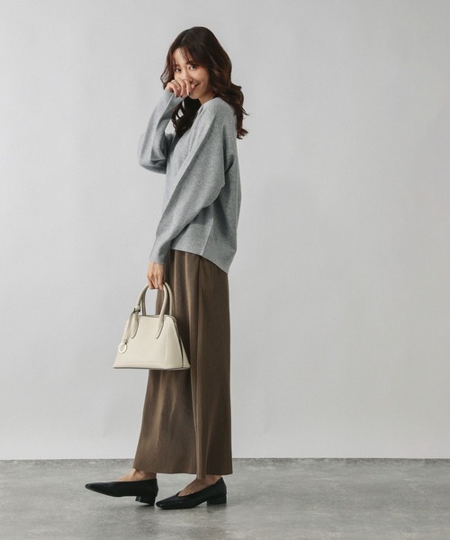 GLOBAL WORK(グローバルワーク)の「ふわふわHugmeVネックプルオーバー/581170(ニット/セーター・レディース・レッド/ダークブラウン/ライトグレー/グレー系その他/ライトブルー/ネイビー/ライトイエロー/ライトピンク・MEDIUM/LARGE)」の20枚目の写真