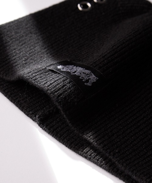 Cat ear metal eyelet knit beanie / キャットイヤー メタル