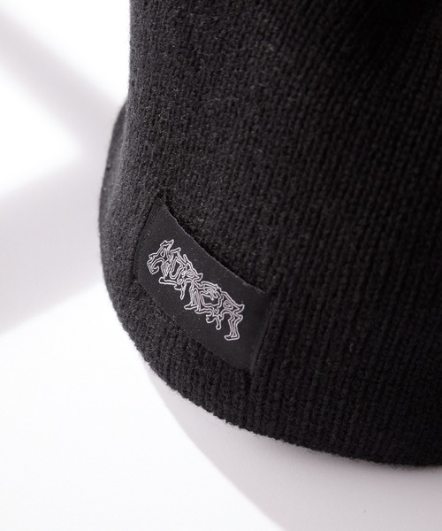 ADRER（アドラー）の「Cat ear metal eyelet knit beanie / キャットイヤー メタル アイレット ニット ビーニー（ニットキャップ/ビーニー・メンズ・ブラック・FREE）」の13枚目の写真