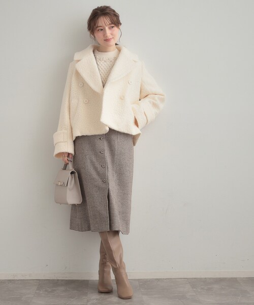 couture brooch（クチュールブローチ）の「【S-LL/無地・チェック柄】プードルボア ショートコート（ピーコート・レディース・グレー/アイボリー/ブルー系6・36/38/40/42）」の10枚目の写真