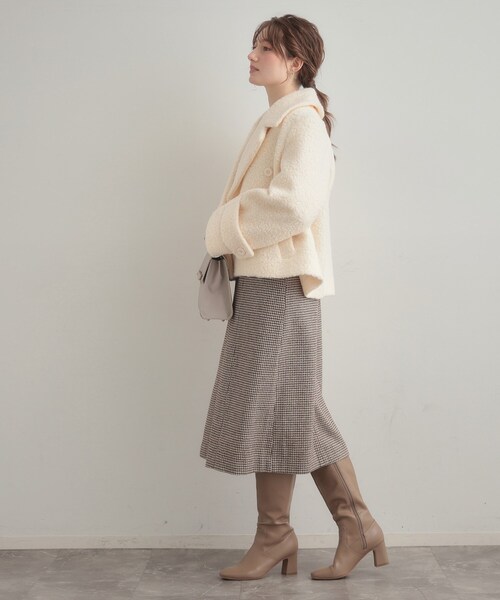 couture brooch（クチュールブローチ）の「【S-LL/無地・チェック柄】プードルボア ショートコート（ピーコート・レディース・グレー/アイボリー/ブルー系6・36/38/40/42）」の11枚目の写真