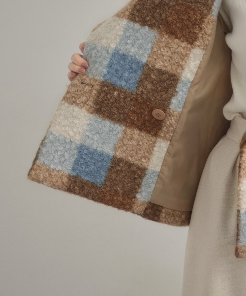 couture brooch（クチュールブローチ）の「【S-LL/無地・チェック柄】プードルボア ショートコート（ピーコート・レディース・グレー/アイボリー/ブルー系6・36/38/40/42）」の9枚目の写真