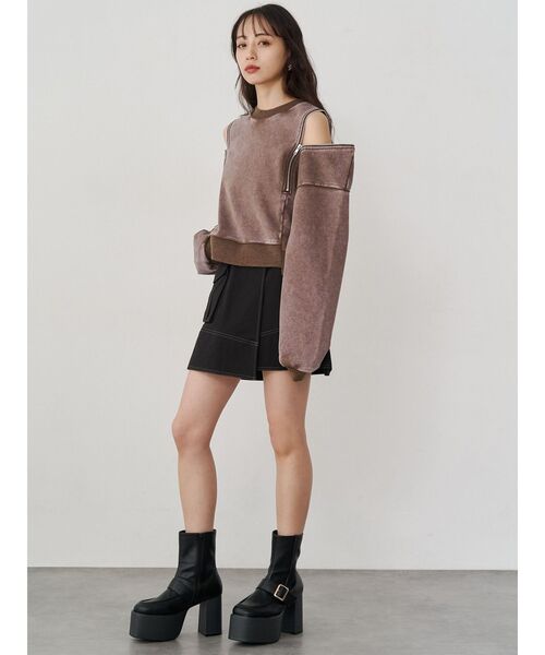 MURUA(ムルーア)の「2WAYジップスウェット(スウェット・レディース・ブラウン/ホワイト/ブラック・FREE)」の6枚目の写真