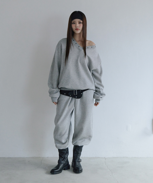 5OML(オーオーエムエル)の「レタリングホットフィックススウェットパンツメランジグレー(スウェットパンツ・レディース・グレー・FREE)」の3枚目の写真