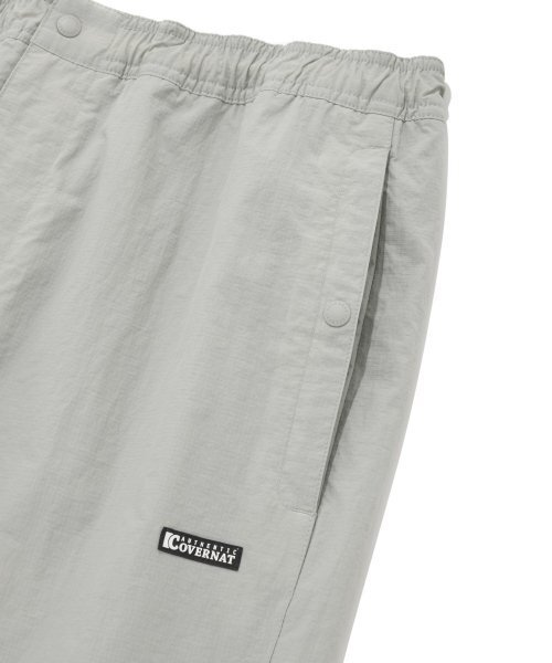 COVERNAT(カバーナット)の「トラックジョガーパンツライトグレー(スウェットパンツ・レディース・その他・LARGE/MEDIUM/X-LARGE/SMALL/XX-LARGE/X-SMALL)」の6枚目の写真