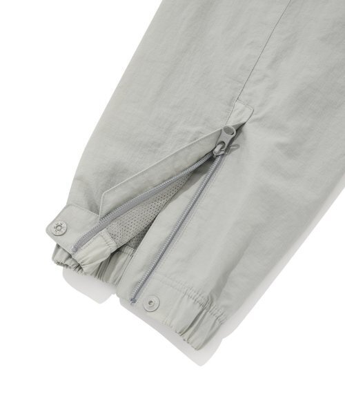 COVERNAT(カバーナット)の「トラックジョガーパンツライトグレー(スウェットパンツ・レディース・その他・LARGE/MEDIUM/X-LARGE/SMALL/XX-LARGE/X-SMALL)」の9枚目の写真