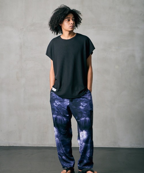 VIRGOwearworks（ヴァルゴウェアワークス）の「THERMAL SLEEVELESS MOTION TOP（Tシャツ/カットソー・メンズ・ライトグレー/ブラック/チャコールグレー・2/3/4）」の18枚目の写真