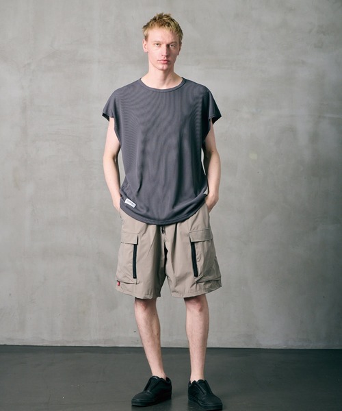 VIRGOwearworks（ヴァルゴウェアワークス）の「THERMAL SLEEVELESS MOTION TOP（Tシャツ/カットソー・メンズ・ライトグレー/ブラック/チャコールグレー・2/3/4）」の20枚目の写真