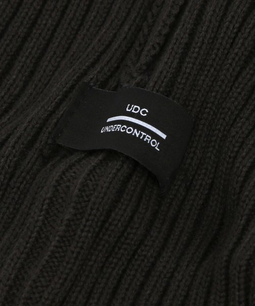 UNDERCONTROL(アンダーコントロール)の「四季用薄手ロングビーニーコットンニット男女共用ロゴビーニーハット BEANIE / CROSS BOX LOGO / R CHARCOAL(ニットキャップ/ビーニー・メンズ・その他・FREE)」の5枚目の写真