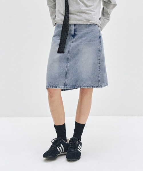 DECET WOMEN（デケット ウーマン）の「Signature Midi Skirt DCSK002LIGHTBLUE（スカート・レディース・その他・X-SMALL/SMALL/MEDIUM）」の5枚目の写真