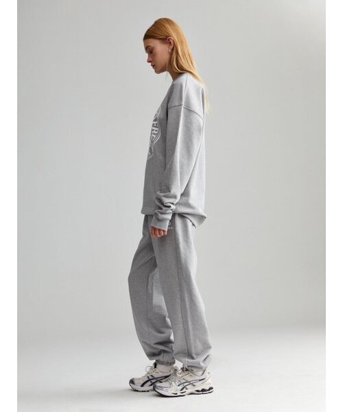 MENASOO(ミナス)の「UNISEX_CIRCLE LOGO SWEATSHIRT_GRAY(スウェット・レディース・グレー・F)」の8枚目の写真