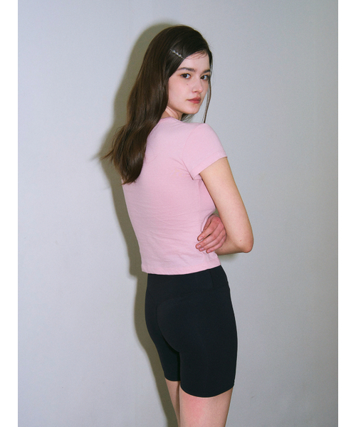 LILY HEIZE(リリーヘイズ)の「ニカスリムバンファルティ_PINK(Tシャツ/カットソー・レディース・ピンク・FREE)」の5枚目の写真