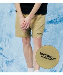 NP STUDIO（エヌピースタジオ）の「ネスティスタフ ロゴ ショートパンツ ベージュ（その他パンツ）」