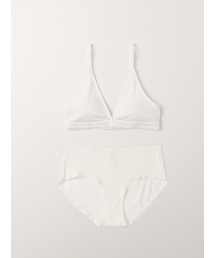 SOOPUI（スープイ）の「[SET] Triangle Ribbed Modal Bra & Panties - White（ブラ&ショーツ）」