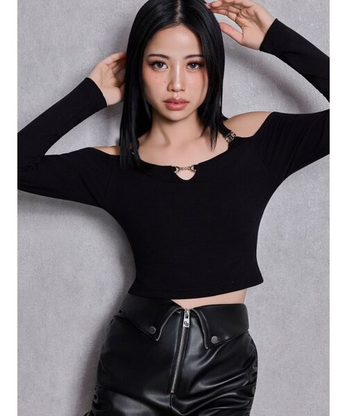 GYDA（ジェイダ）の「Symmetry GYDAバインダートップス（Tシャツ/カットソー・レディース・ブラック/オフホワイト・FREE）」の5枚目の写真