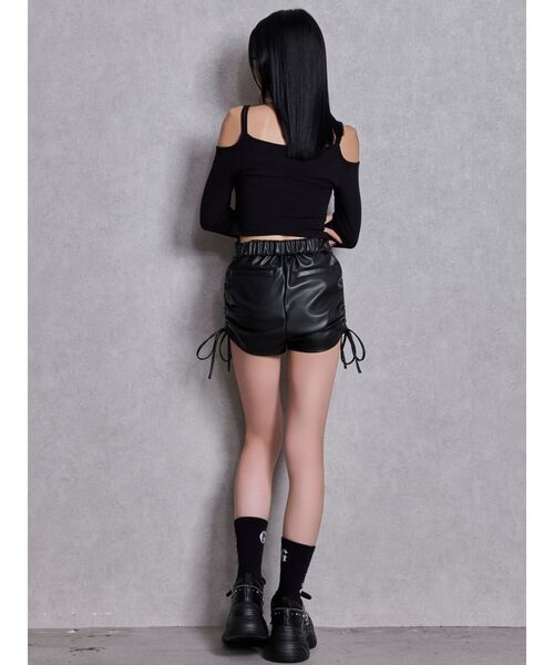 GYDA（ジェイダ）の「Symmetry GYDAバインダートップス（Tシャツ/カットソー・レディース・ブラック/オフホワイト・FREE）」の8枚目の写真