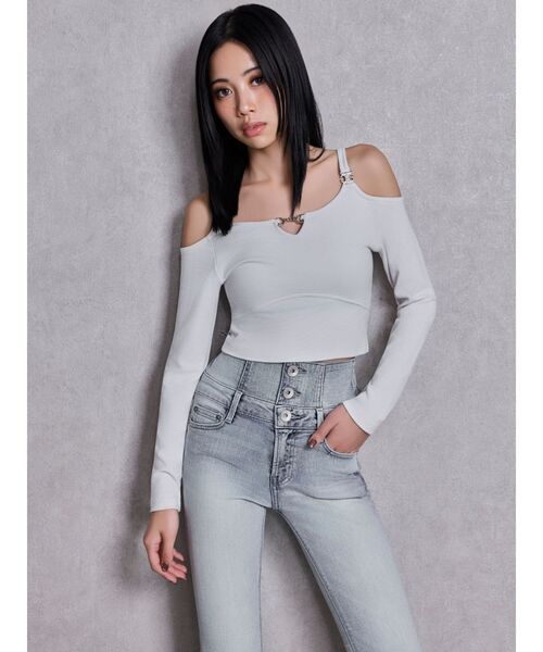 GYDA（ジェイダ）の「Symmetry GYDAバインダートップス（Tシャツ/カットソー・レディース・ブラック/オフホワイト・FREE）」の9枚目の写真