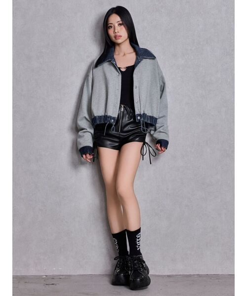 GYDA（ジェイダ）の「Symmetry GYDAバインダートップス（Tシャツ/カットソー・レディース・ブラック/オフホワイト・FREE）」の19枚目の写真