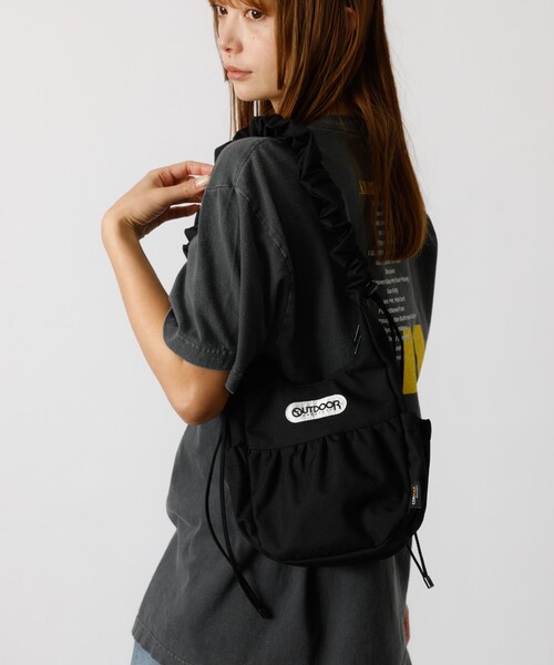 OUTDOOR PRODUCTS(アウトドアプロダクツ)の「【OUTDOOR PRODUCTS / アウトドアプロダクツ】2WAY Egg Shoulder Bag/ショルダー/ユニセックス【WEB限定】(ショルダーバッグ・メンズ・ブラック/ベージュ/グレー/ピンク・フリー)」の6枚目の写真