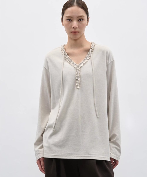 EIGHTHMONTH(エイスマンス)の「フリルライントップス EM25a173【EIGHTHMONTH】(Tシャツ/カットソー・レディース・アイボリー/ダークグレー・S/M)」の2枚目の写真