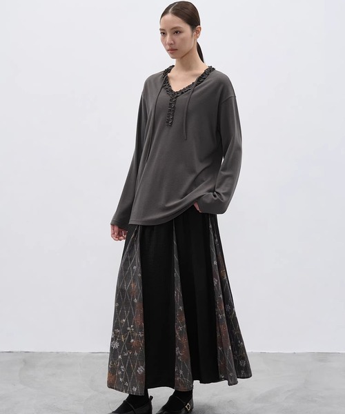 EIGHTHMONTH(エイスマンス)の「フリルライントップス EM25a173【EIGHTHMONTH】(Tシャツ/カットソー・レディース・アイボリー/ダークグレー・S/M)」の10枚目の写真