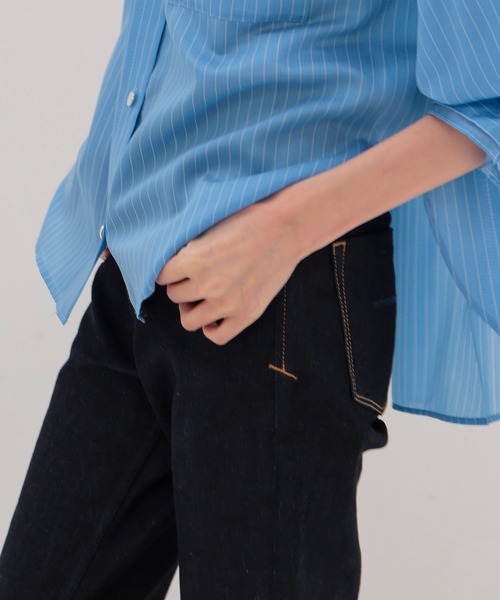 YANUK（ヤヌーク）の「YANUK / Bootcut One wash Indigo(ブーツカットデニム 57141300)（デニムパンツ・レディース・インディゴブルー・25/24/23）」の4枚目の写真