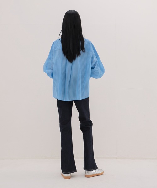 YANUK（ヤヌーク）の「YANUK / Bootcut One wash Indigo(ブーツカットデニム 57141300)（デニムパンツ・レディース・インディゴブルー・25/24/23）」の8枚目の写真