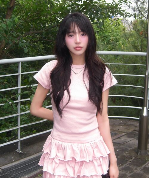 SEQUENZ(シークエンズ)の「※WEB限定 / セットアップ対応 / レディースグリッターフリルミニスカート / sqnz glitter tiered skirt(スカート・レディース・ダークネイビー/ブラック/ライトピンク・SMALL/MEDIUM)」の7枚目の写真