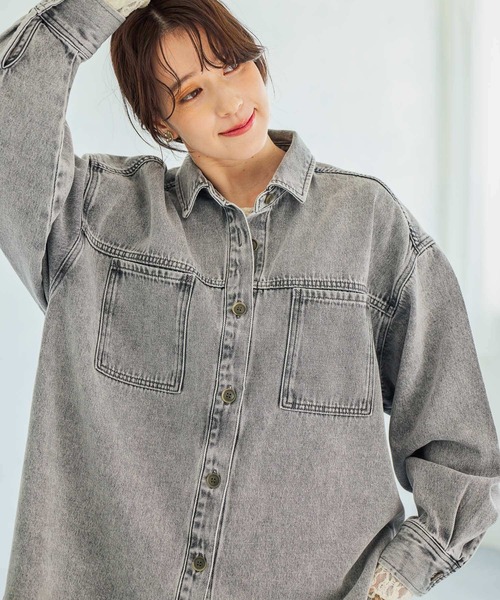 studio CLIP（スタディオクリップ）の「甘織りデニムオーバーシャツジャケット《CLIP denim》（シャツ/ブラウス・レディース・ベージュ/ライトグレー/ホワイト/ブルー系その他・FREE）」の20枚目の写真