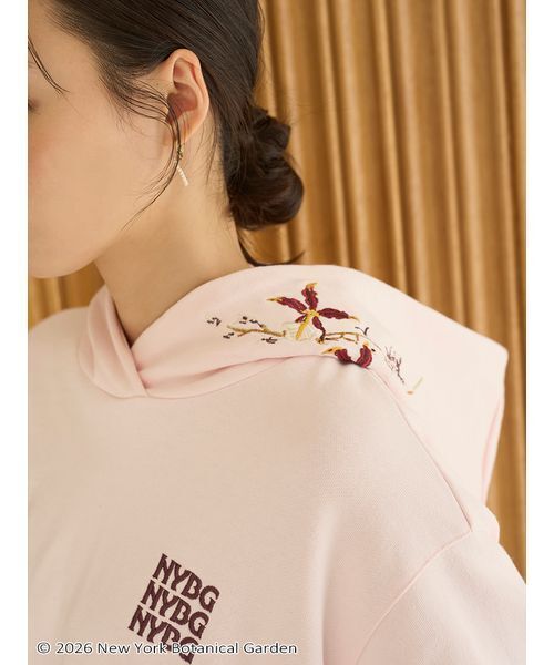 SNIDEL（スナイデル）の「NYBG エンブロイダリーフーディー（パーカー・レディース・ライトピンク/ホワイト/グレー・F）」の13枚目の写真