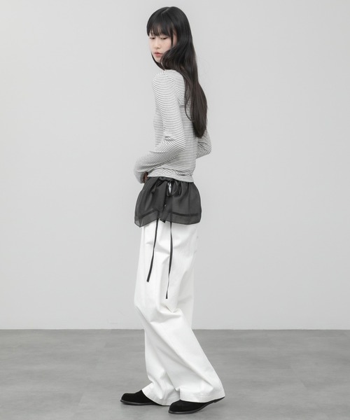 HEILIS(ヘイリス)の「スムースボーダーコンパクトロンT / コンパクト シンプル カジュアル フェミニン アイボリー ブラウン ブルー オフホワイト 白 黒 青 春服 夏服 秋服 長袖 トップス ノームコア シティガール 韓国 インナー ロンT レイヤード(Tシャツ/カットソー・レディース・ブルー/アイボリー/ブラウン・FREE)」の18枚目の写真