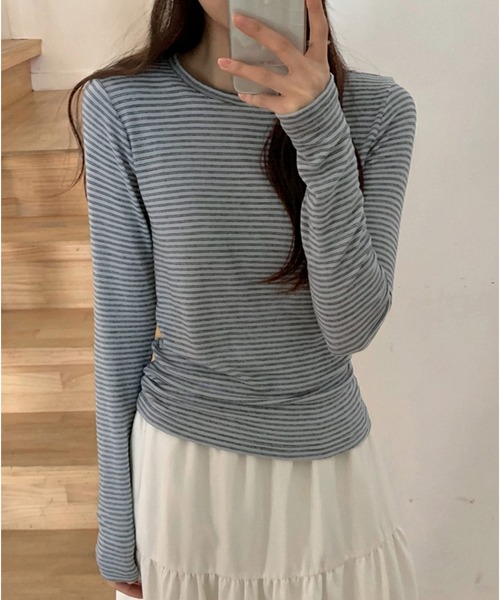 HEILIS(ヘイリス)の「スムースボーダーコンパクトロンT / コンパクト シンプル カジュアル フェミニン アイボリー ブラウン ブルー オフホワイト 白 黒 青 春服 夏服 秋服 長袖 トップス ノームコア シティガール 韓国 インナー ロンT レイヤード(Tシャツ/カットソー・レディース・ブルー/アイボリー/ブラウン・FREE)」の21枚目の写真
