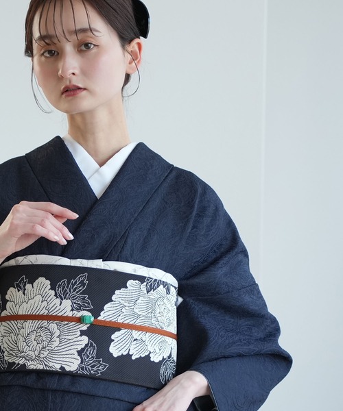 utatane(ウタタネ)の「着物 utatane ジャガードペイズリー袷着物(着物・レディース・オフホワイト/ベージュ/ネイビー/エンジ・FREE)」の4枚目の写真